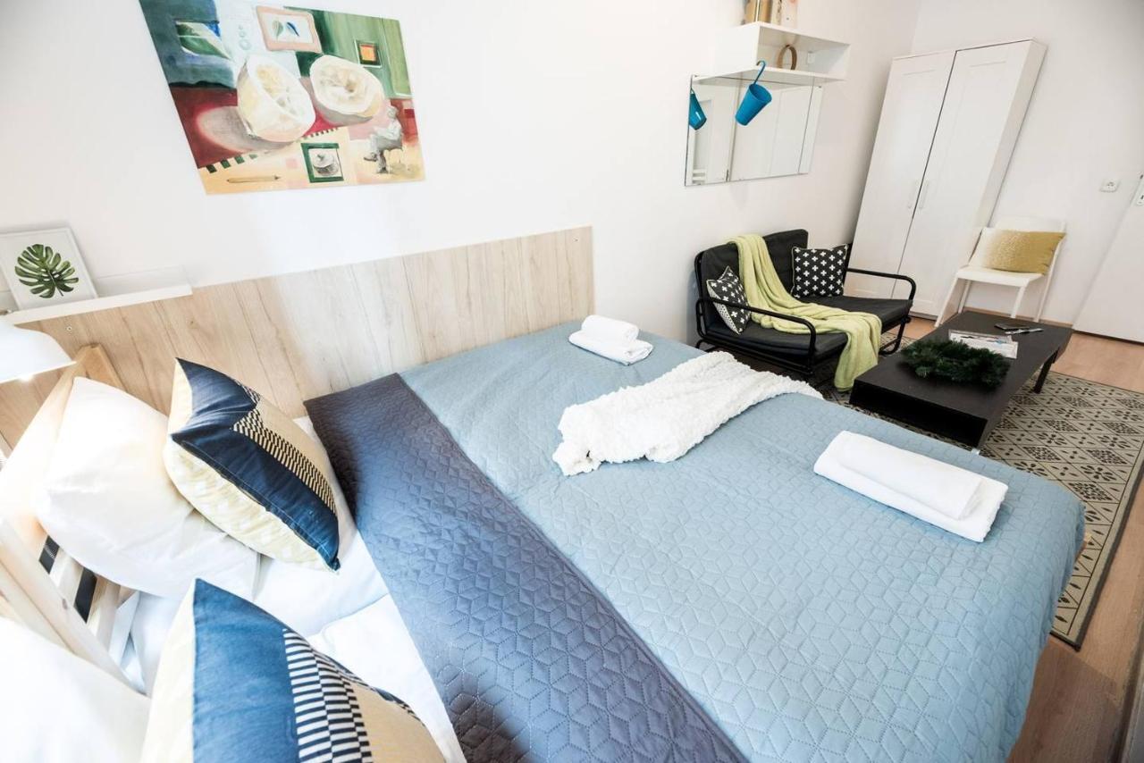 Cosy And Central Apartment With 4 Bedrooms And A/C Budapeşte Dış mekan fotoğraf